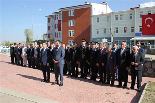 29 Ekim Cumhuriyet Bayramı Çelenk Sunma Töreni